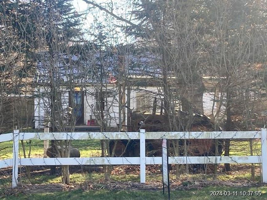 71263 State Line Rd, Edwardsburg, MI 49112 Zillow