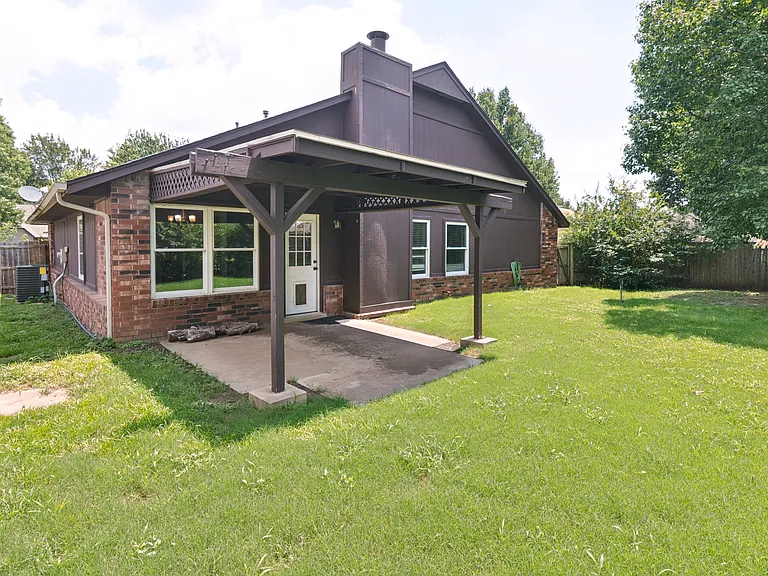 4604 S Ironwood Ave — Photo 30