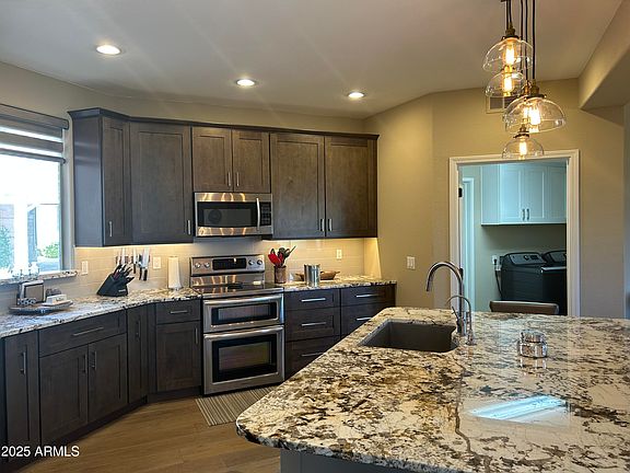 4th image of 15221 N CLUBGATE Drive #1063