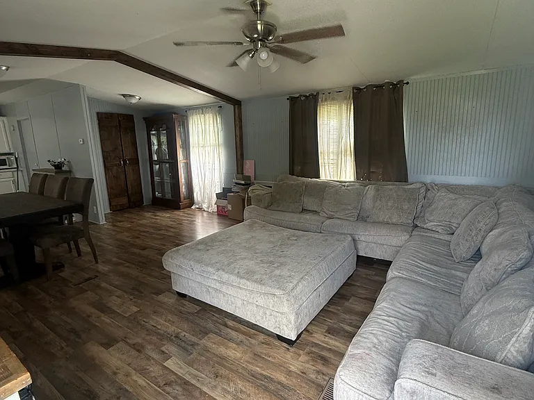 25694 Poirrier Ln — Photo 11