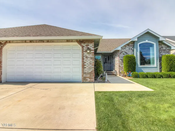 1014 S 88th Ave, Yakima, WA 98908