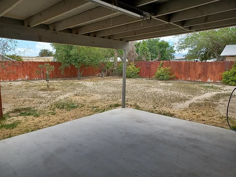 324 Adeline St — Photo 15
