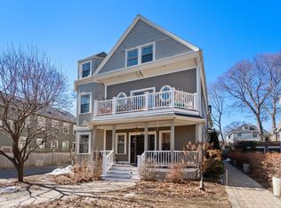 64 Toxteth St #64, Brookline, MA 02446