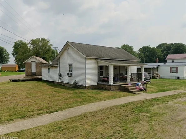 112 S State St, Frazeysburg, OH 43822
