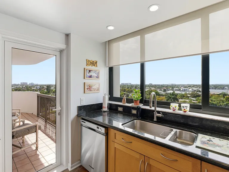 1359 S Ocean Blvd #808 — Photo 42
