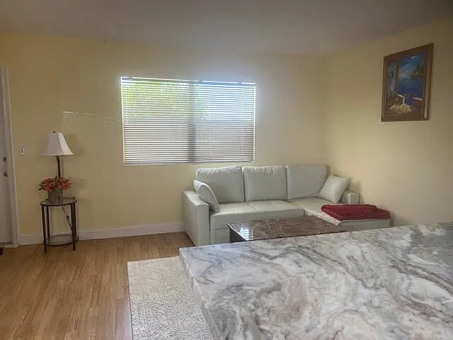 711 Monaco Pl #O — Photo 5