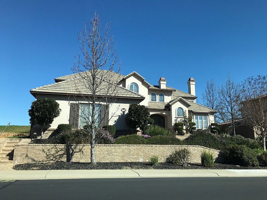 1st image of 652 Westchester Dr