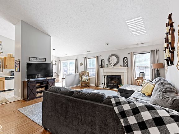 5th image of 4127 Del Mar Ln