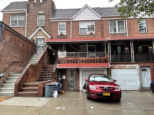 1st image of 3103 34th Ave