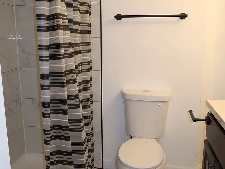 3213 Valley Forest Dr — Photo 6