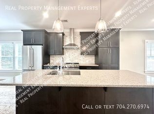 1120 Wesley Park Ln, Charlotte, NC 28203