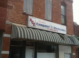 202 E Spring St, Neosho, MO 64850