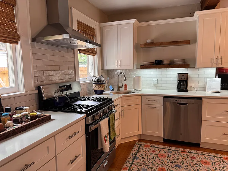 723 Highland Ave SW — Photo 8
