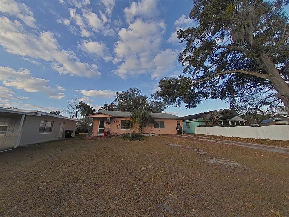 1st image of 709 Alton Ave