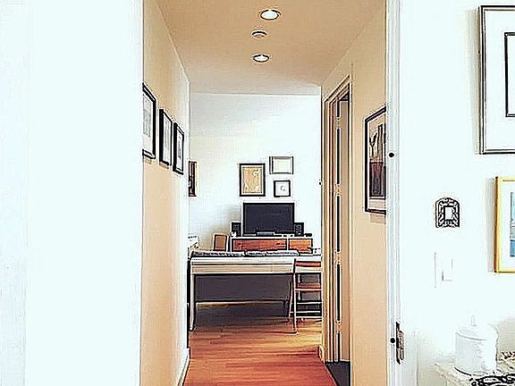 5th image of 189 Schermerhorn St APT 20B