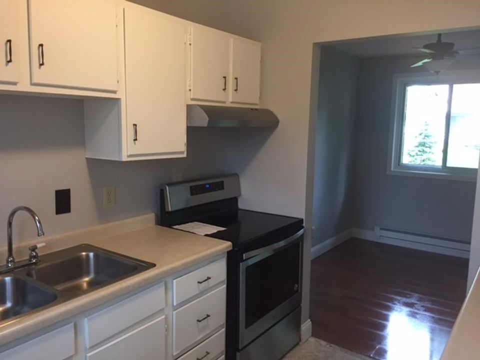 1st image of 849 Otto Ave