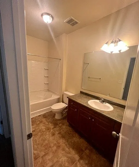 Clairmont at Hillandale — Photo 44