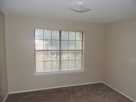 2nd image of 1813 Westminster St APT 205