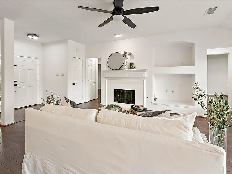 99 S Wynnoak Cir — Photo 6