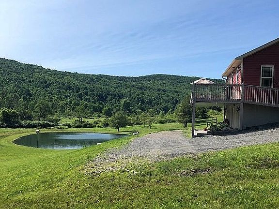 2nd image of 177 Ponds Hollow Way