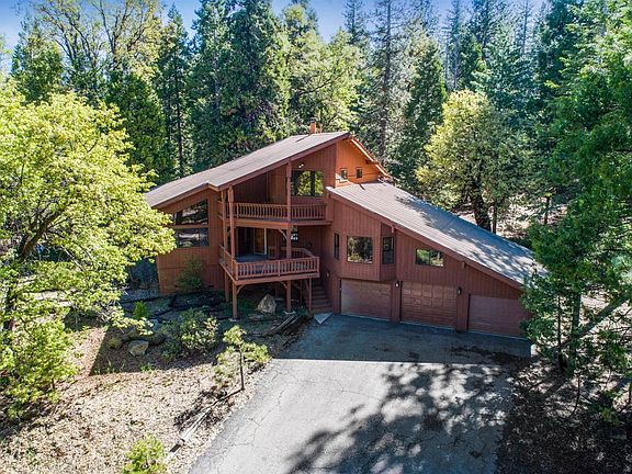 3rd image of 39577 Pond Ln