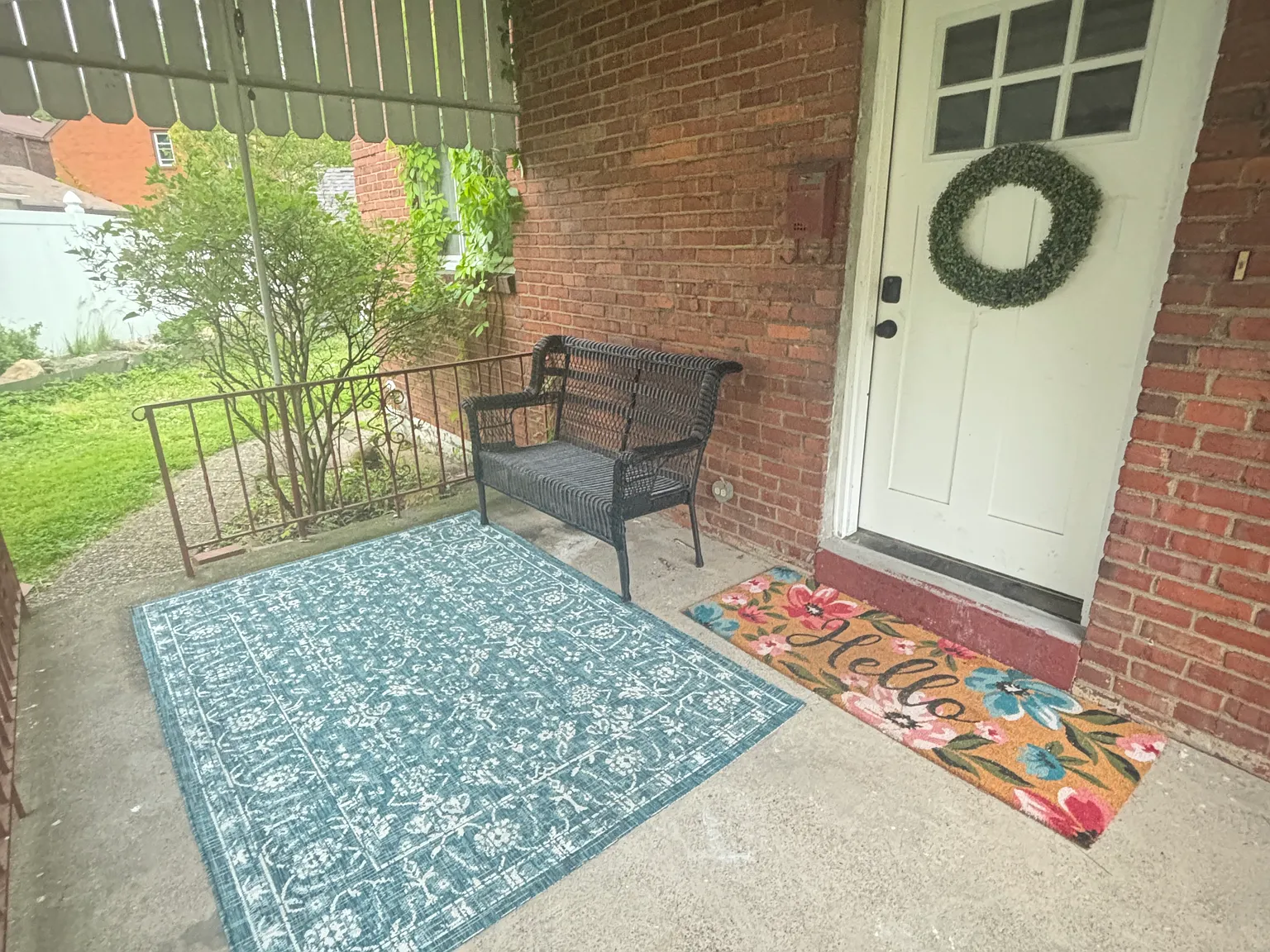 2 bed, 1000 sqft, $2,000 — Photo 2