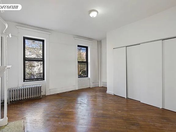 4th image of 231 Decatur St #3