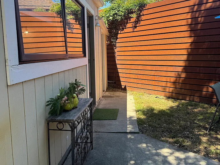 5310 Soquel Dr #A — Photo 19