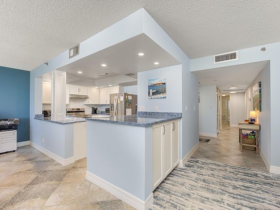 3rd image of 8750 S Ocean Drive #1133