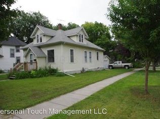 624 3rd St S, Moorhead, MN 56560