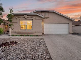 6128 Hemlock Ave NW, Albuquerque, NM 87114