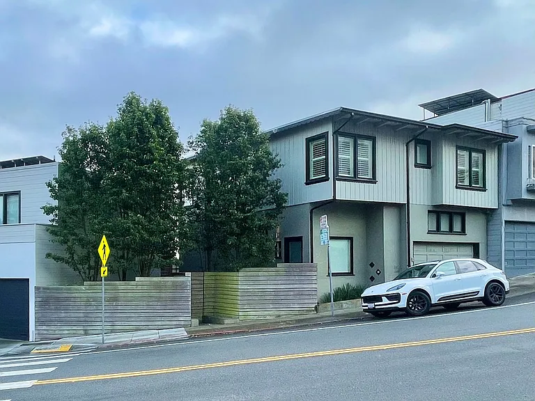 367 Roosevelt Way — Photo 39