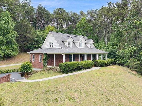 4th image of 337 Fields Ferry Dr NE