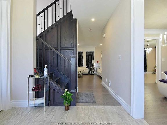 5th image of 257 Arkona Ct