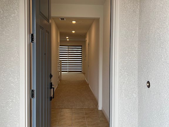3rd image of 2936 Macabee Dr
