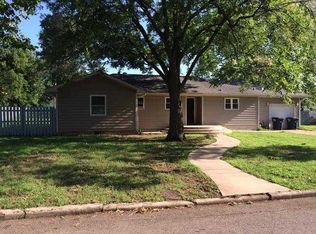 111 W Georgia St, Shawnee, OK 74804