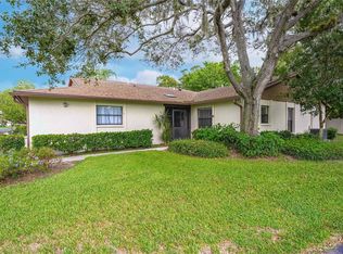 687 Oak Hill Cir #23, Sarasota, FL 34232