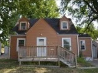 1909 E 29th St, Des Moines, IA 50317