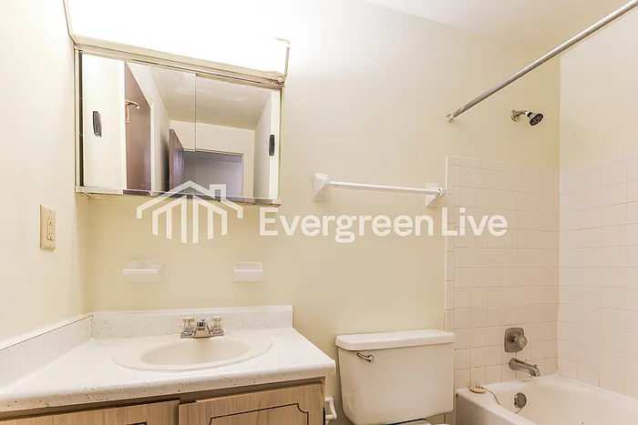 8093 Mount Aetna St — Photo 13