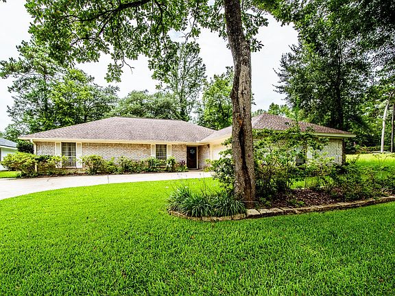 4th image of 1821 Rollingwood Dr