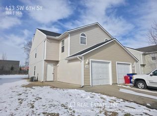 413 SW 6th St, Blue Springs, MO 64014