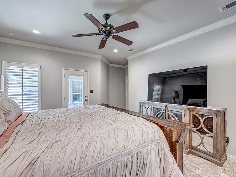 4416 Guadalupe St — Photo 6