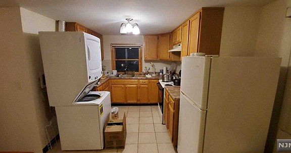 4th image of 57 Norwood Ave APT 2