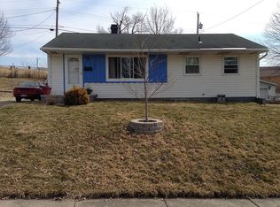108 Circle Dr, Fairborn, OH