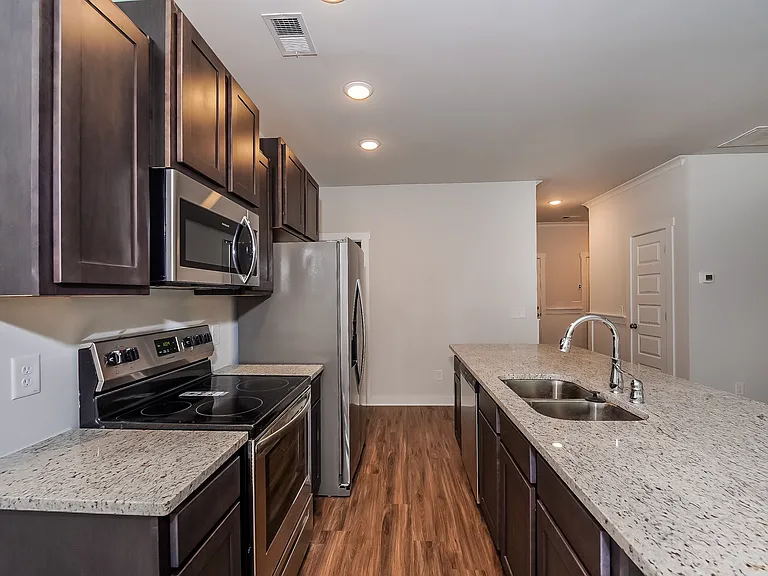 5516 Bridle Way — Photo 5