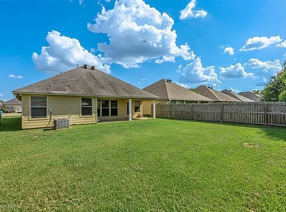 4th image of 3824 Pickering Pass Dr