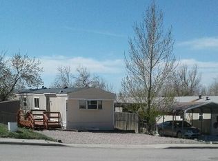 3286 N Sage Circle Dr, Newcastle, WY 82701
