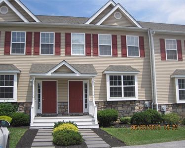 108 Julianna Way, Aston, PA, 19014