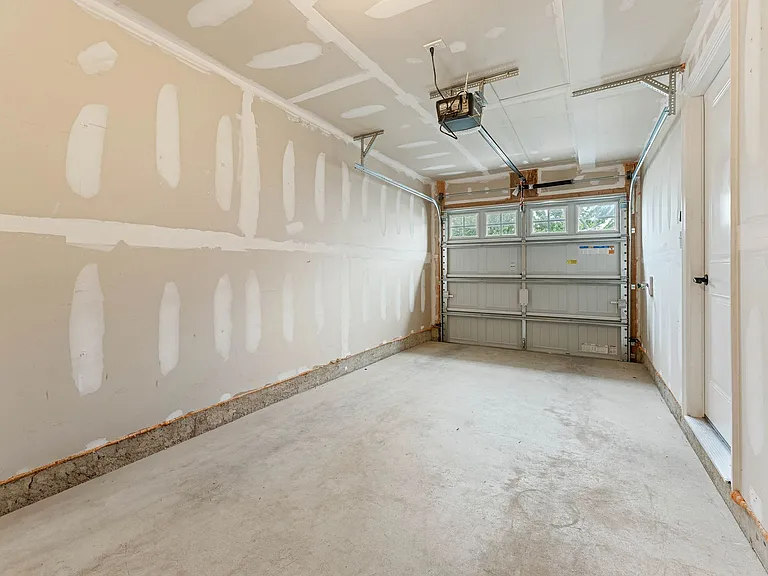 161 Star Dr — Photo 28