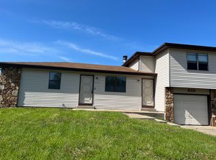 839 W Sunset St, Springfield, MO 65807